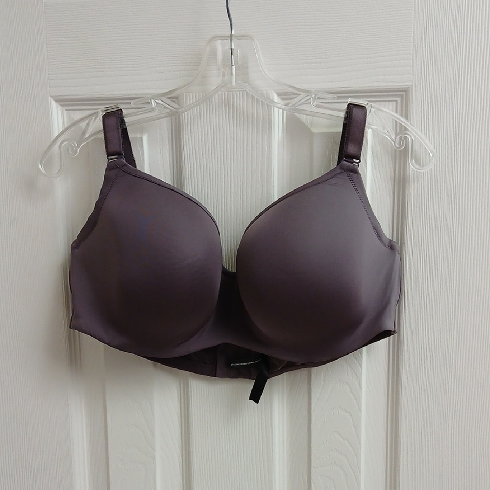 Torrid Curve Sexy Feminine Everyday Comfy Women's Bra Size 42 DD